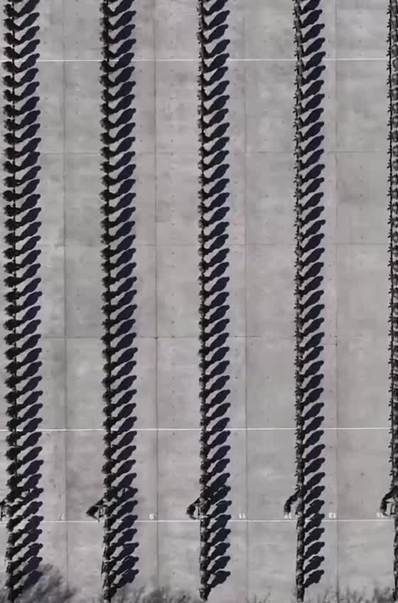   مراسم جالب تحویل اسلحه به نیروهای تازه نفس نیروی دریایی ارتش چین