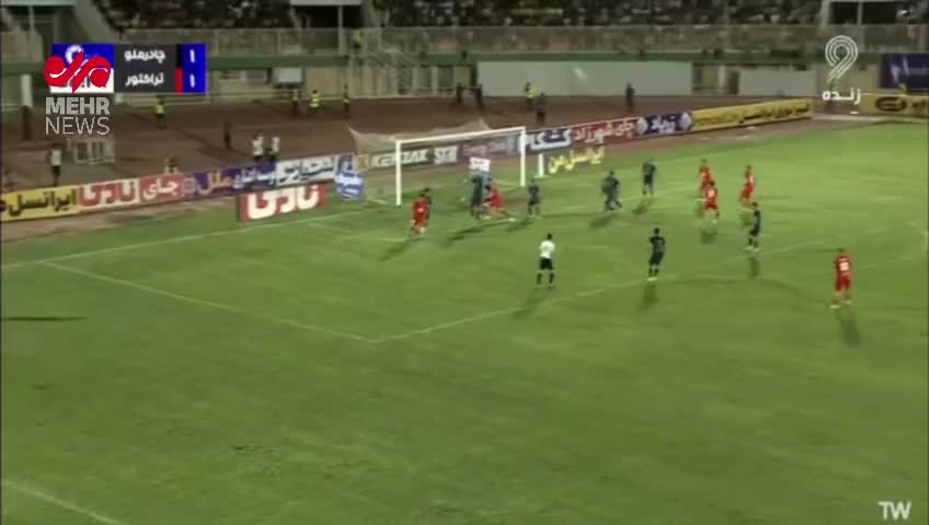   گل‌به‌خودی عجیب در بازی تراکتور