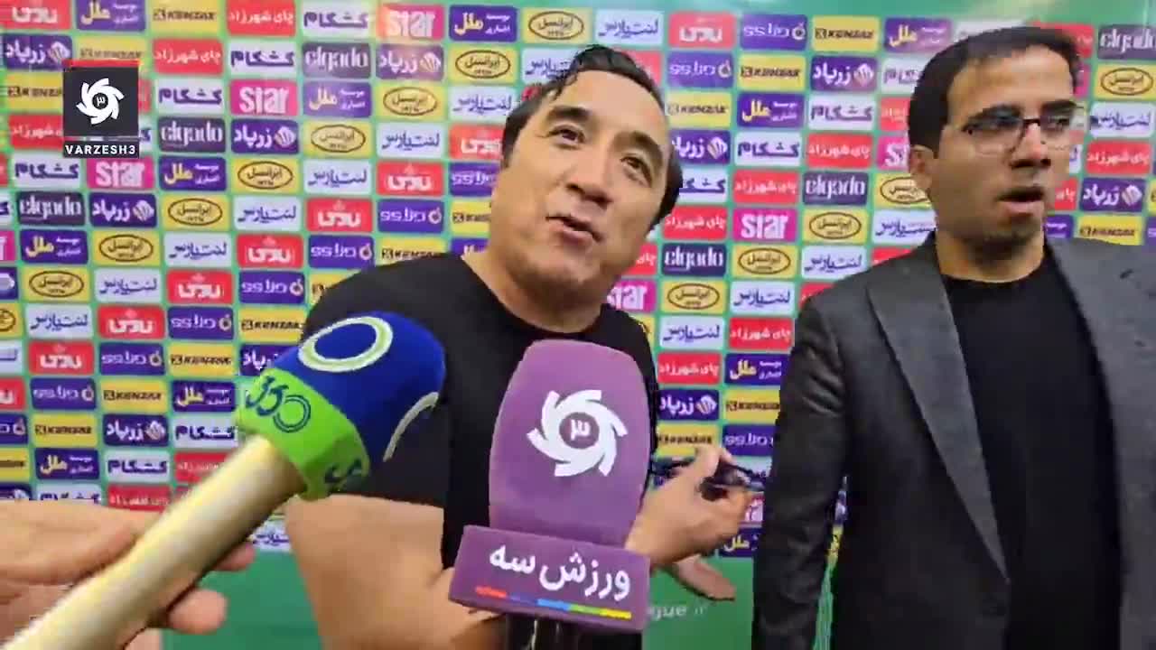   انتقادات جنجالی خداداد عزیزی: کسی که فحش می‌دهد خانواده ندارد!