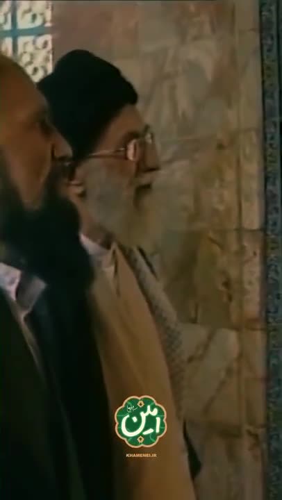 ببینید؛ لحظاتی کمتر دیده شده از حضور رهبر انقلاب در سعدیه شیراز