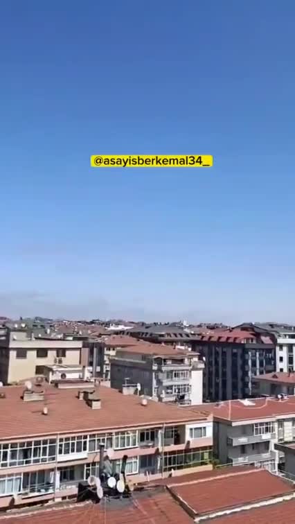 ببینید؛ لحظه زلزله استانبول از نگاه اپراتور یک تاورکرین