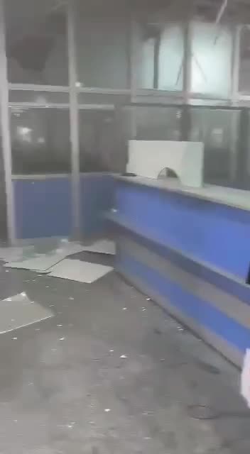   تخریب ساختمان‌های اداری اطراف بر اثر موج انفجار