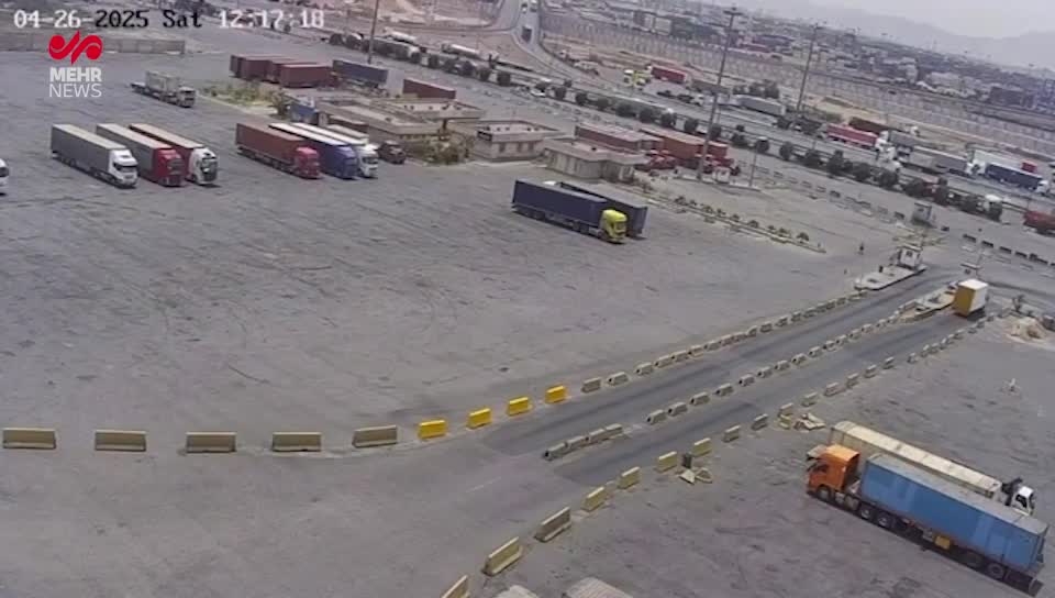   تصاویر تازه از موج عجیب انفجار دیروز بندر شهید رجایی