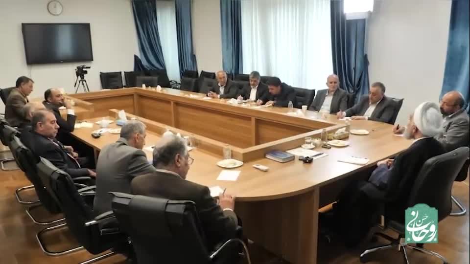   حسن روحانی: تحریم برای عده‌ای کاسب نعمت است