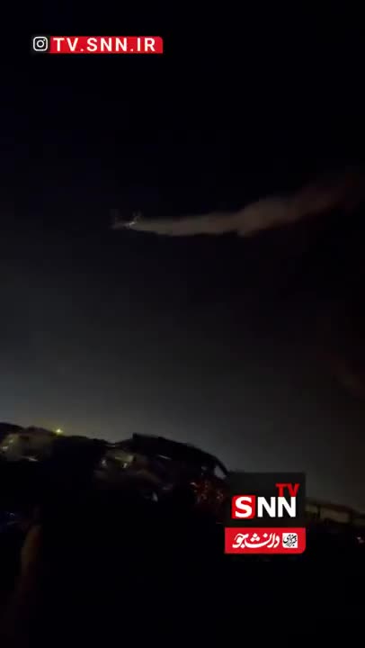   اطفاء حریق بندر شهید رجایی توسط هواپیمای ایلوشین سپاه