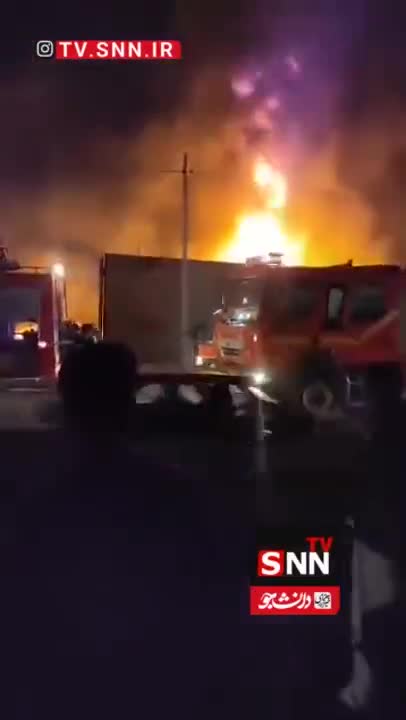   تانکر حمل گاز در خیابان انقلاب زاهدان دچار آتش‌سوزی شد!