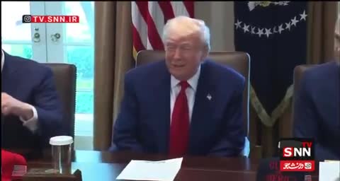   جلسه دولت ترامپ با صدای اردک و خنده