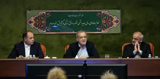  پزشکیان: تقصیر ماست که برای کشاورز نقشه و راه نگذاشته‌ایم