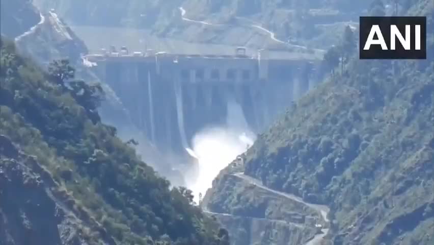   رها شدن آب‌ سد رودخانه چناب پس از توافق آتش‌بس