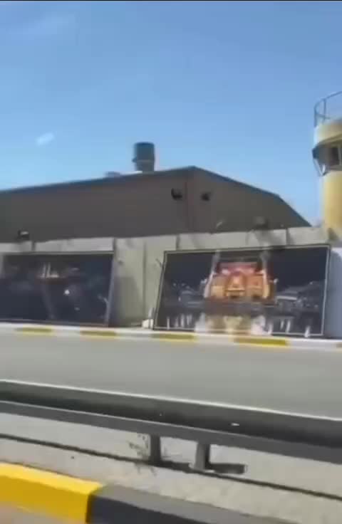   اقدام عجیب در عراق؛ جمع‌آوری تصاویر شهدا و مقاومت در بغداد همزمان با کنفرانس سران عرب