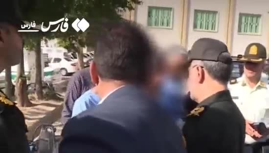   شبیخون پلیس شیراز به اراذل و اوباش و خرده‌فروشان مواد