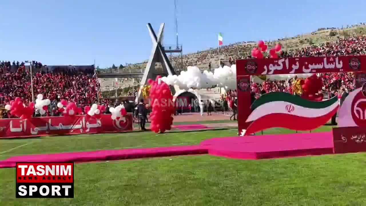   رونمایی از استیج قهرمانی تراکتور در ورزشگاه یادگار امام تبریز