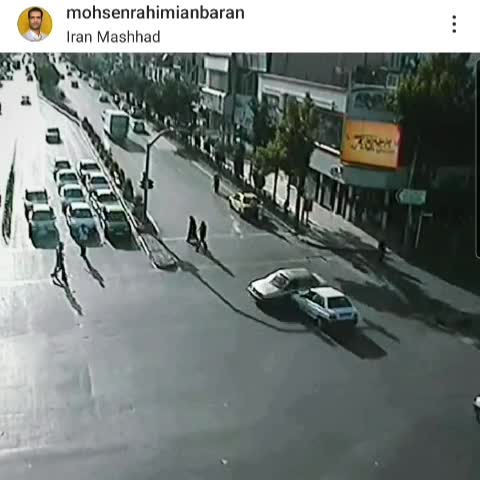   تصادفی عجیب در مشهد بدنبال عبور از چراغ قرمز