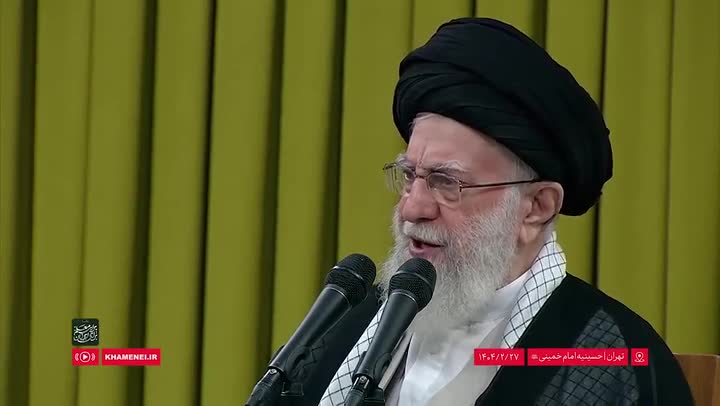   رهبر انقلاب: به کوری چشم دشمنان ایران عزیز پیشرفت کرده و چندین برابر بیش از این پیشرفت خواهد کرد