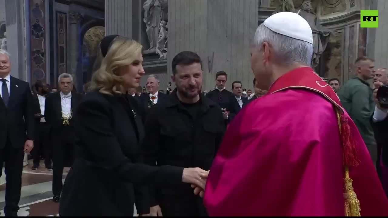   تحلیف پاپ لئو چهاردهم؛ از اهدای انگشتر تا خوش‌وبس با زلنسکی
