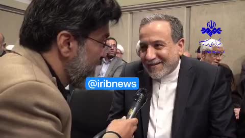   شوخی عراقچی با فضای جدی مذاکرات ایران و آمریکا