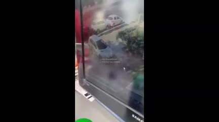   خونسردی سارق حین سرقت موبایل مرزداران تهران