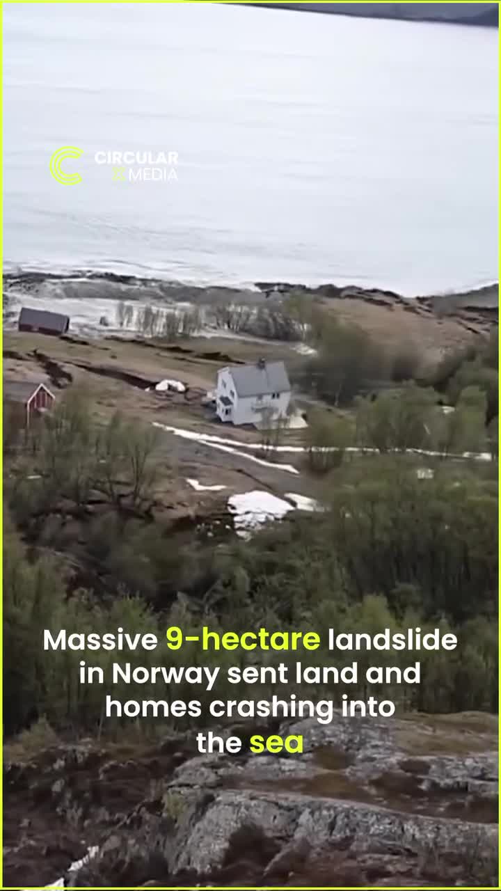   لحظه بلعیده شدن ۹۰ هزار متر مربع از زمین!