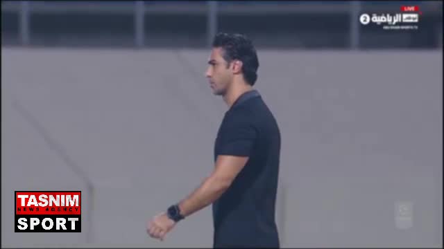   لحظه اخراج فرهاد مجیدی در دیدار امشب البطائح مقابل الوحده