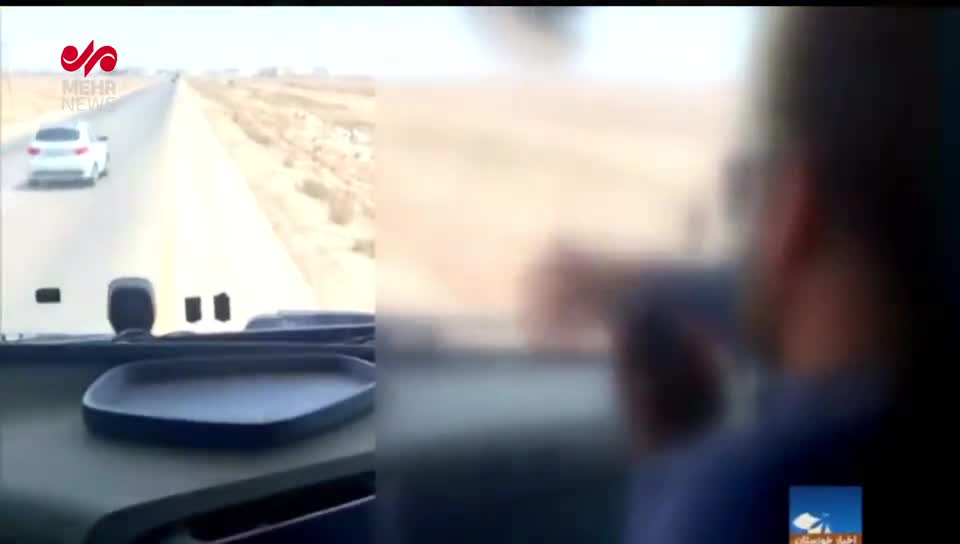   لحظه دستگیری هوشمندانه اخلالگران امنیت رانندگان کامیون در خوزستان توسط سربازان گمنام امام زمان