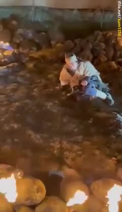   شبیه‌سازی جهنم در فومن افتتاح شد؛ پل صراط فلزی، گناهکارانی که کتک می‌خورند و برپا کردن حوض‌های مذاب جهنمیان!