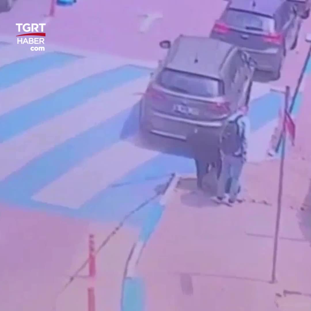   تصاویر شوکه‌کننده از زورگیری مسلحانه افراد نقاب‌دار در روز روشن!