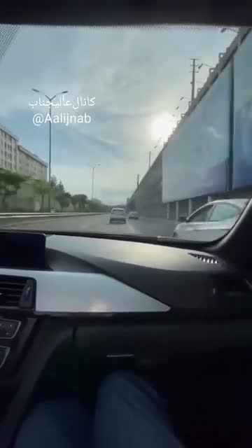   فرار کردن راننده BMW بعد از تصادف هولناک با یک سمند در تهران