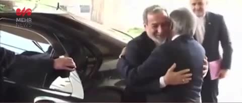   استقبال وزیر خارجه پاکستان از وزیر خارجه ایران