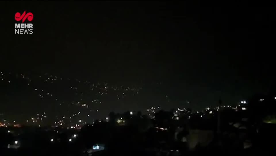   بلند شدن صدای انفجارهای شدید در مرز پاکستان و هند