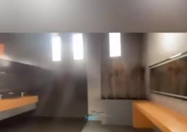   واکنش یک بلاگر آلمانی از یک سرویس بهداشتی بین راهی در نجف آباد اصفهان