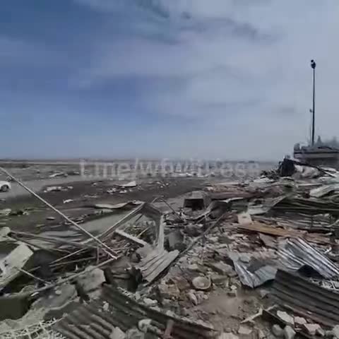    وضعیت فرودگاه صنعا یک روز پس از حملات رژیم اسرائیل