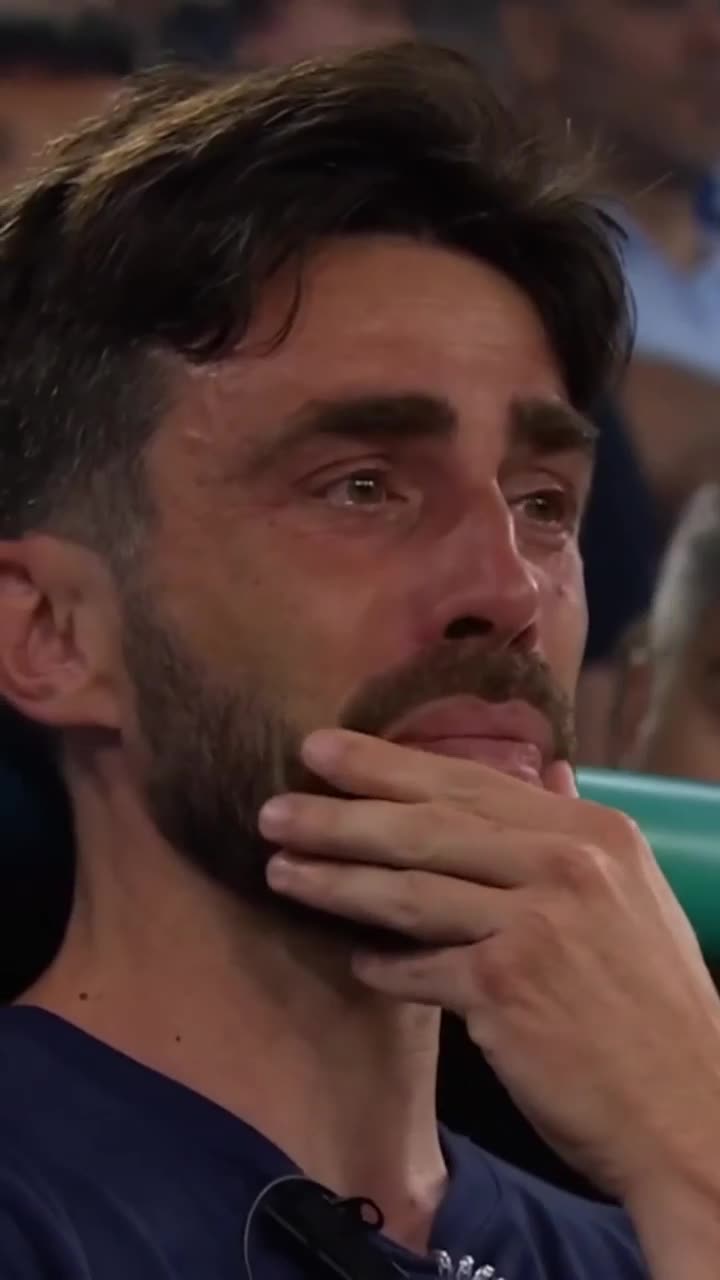    اشک‌های دستیار انریکه بعد از قهرمانی پاری‌سن‌ژرمن به یاد همسر فقیدش