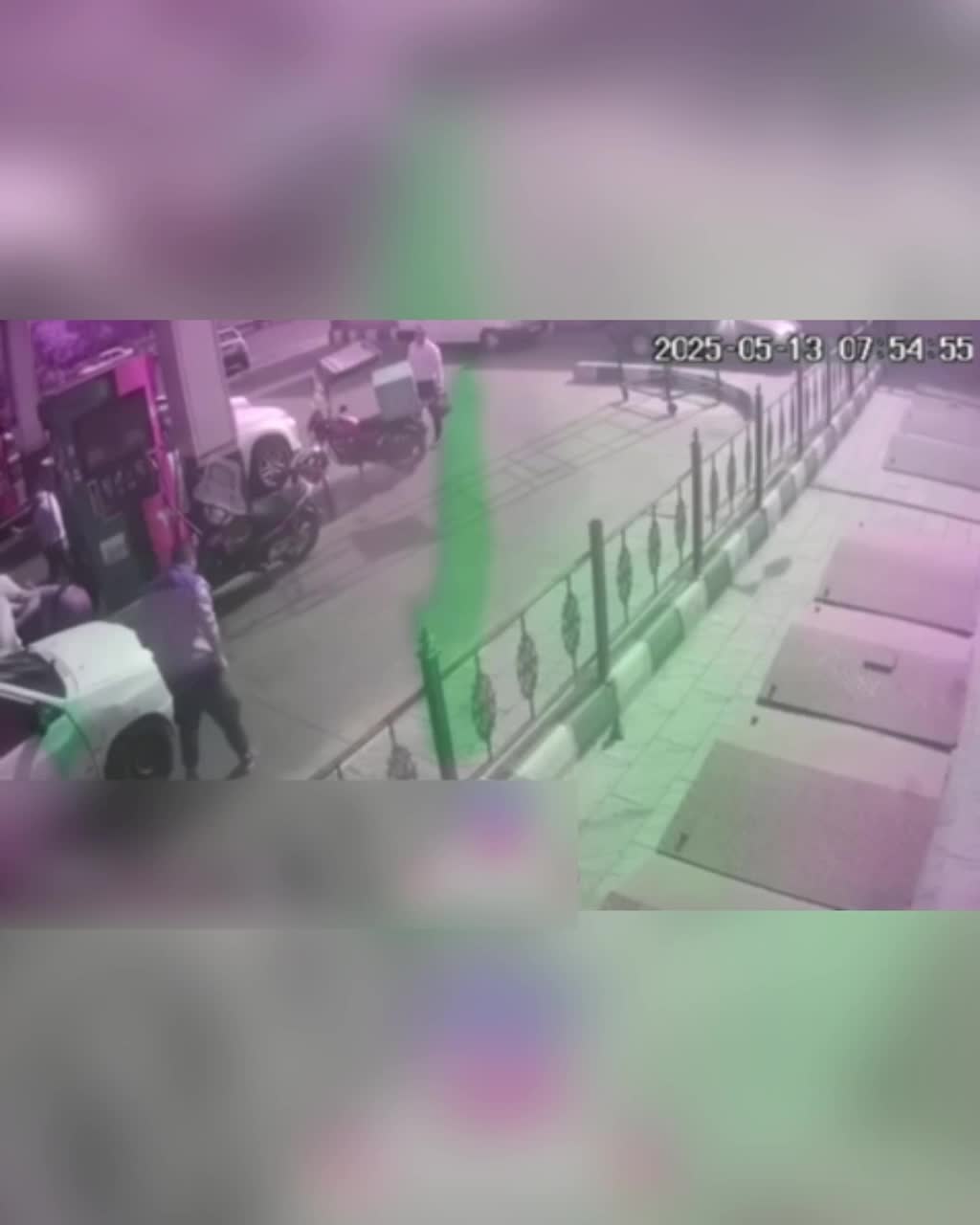   وضعیت جالب شرور حمله‌کننده به مردم در پمپ بنزین جلال آل احمد بعد از دستگیری؛ پایت چه شده؟