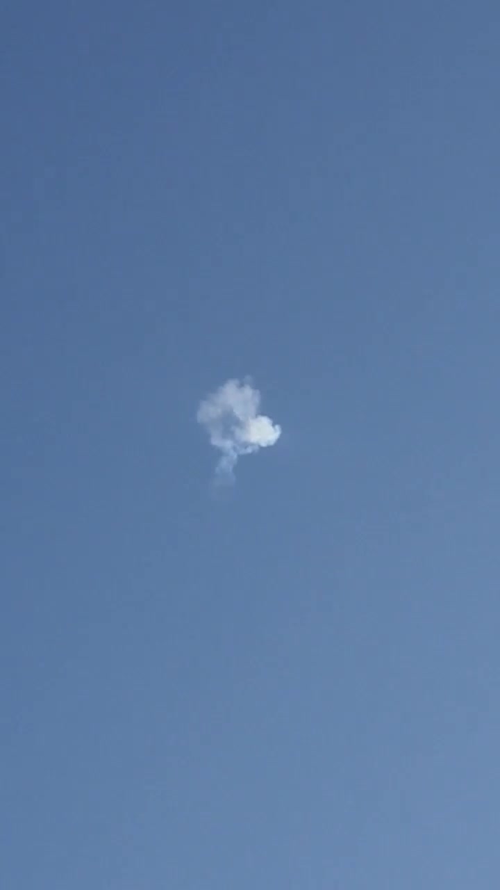   اولین تصاویر از مقابله پدافند آسمان نطنز با یک پرتابه