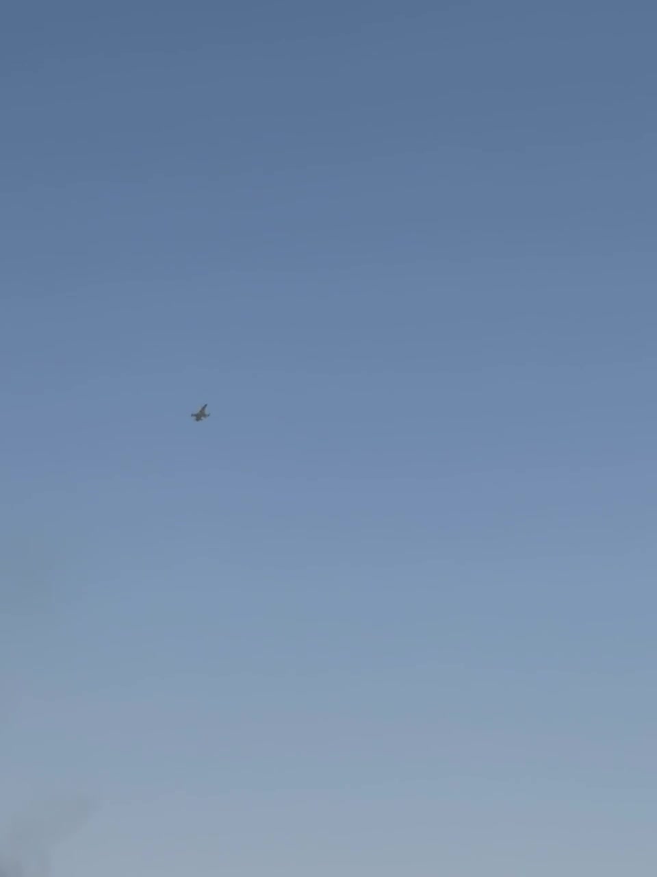   گشت زنی جنگنده‌های نیروهای مسلح در اهواز