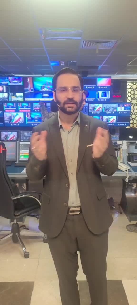   پیغام ویژه مجری شبکه یک در صداوسیما دقایقی بعد از حمله اسرائیل: صدا و اطلاع‌رسانی قطع نخواهد شد