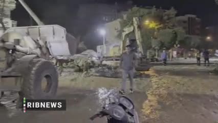   عملیات امدادی نیروهای آب و فاضلاب و ترمیم خط لوله محدوده میدان قدس تجریش تهران