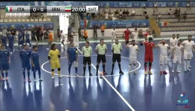   احترام نظامی فوتسالیست‌های ناشنوای ایران در قلب ایتالیا