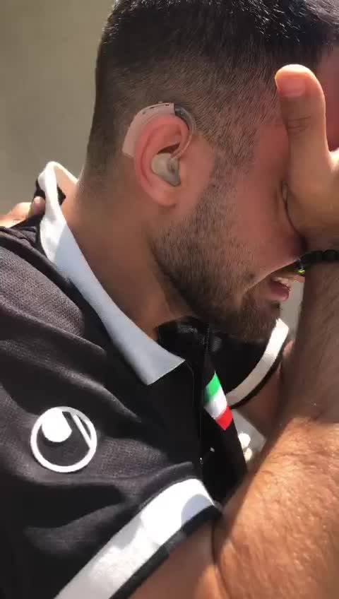   اشک ملی‌پوش ناشنوایان در سوگ شهادت هموطنان در پی حمله اسرائیل