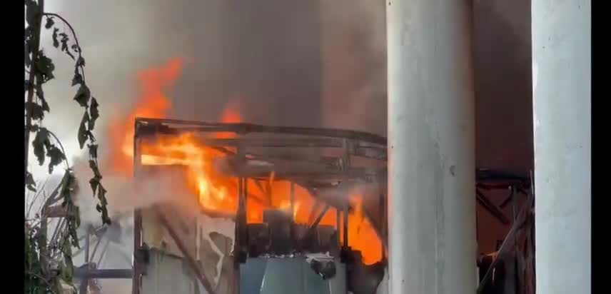   ماجرای دود و آتش مشاهده شده امروز در ساختمان صداوسیما