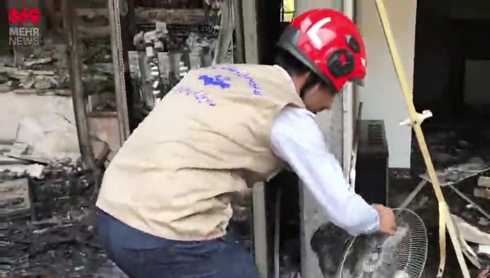   گزارشی از درون ساختمان صداوسیما پس از حمله روز گذشته رژیم اسرائیل