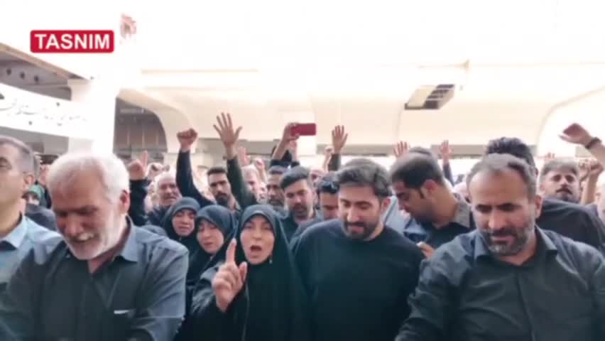   صلابت زینبی همسر شهید محمدرضا امیرخانی در آیین تشییع و تدفین همسرش