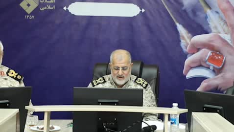   انتشار اولین ویدئو از فرمانده کل سپاه در اتاق عملیات جنگ