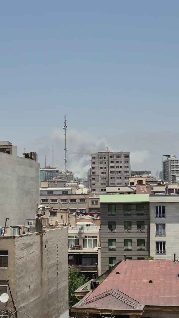   دقایقی پیش صدای چند انفجار در تهران شنیده شد