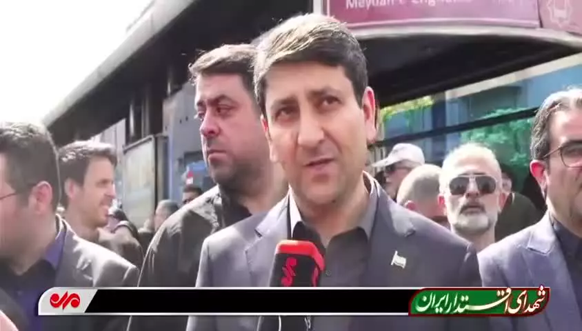 پیام وحدت از دل مراسم شهدا؛ وزیر ارتباطات: زمان انسجام ملی است | 7 تیر 1404