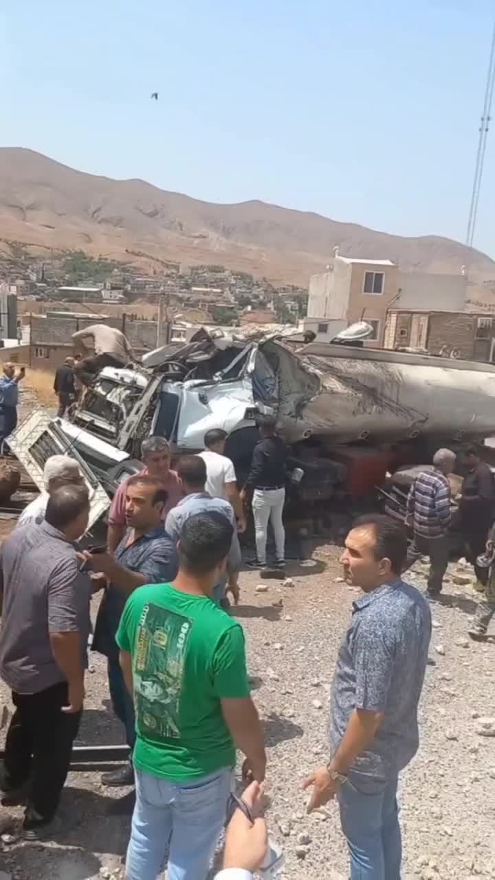   واژگونی تانکر سوخت در میدان بسیج شهر لوشان به دلیل نقص در سیستم ترمز