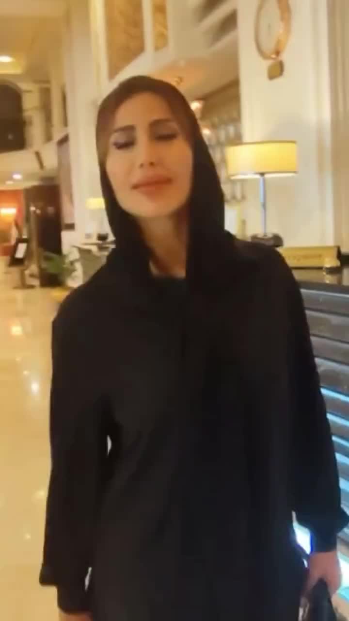   اعتراف جالب همسر ایرانی کلارنس سیدورف بعد از حضور در استقلال