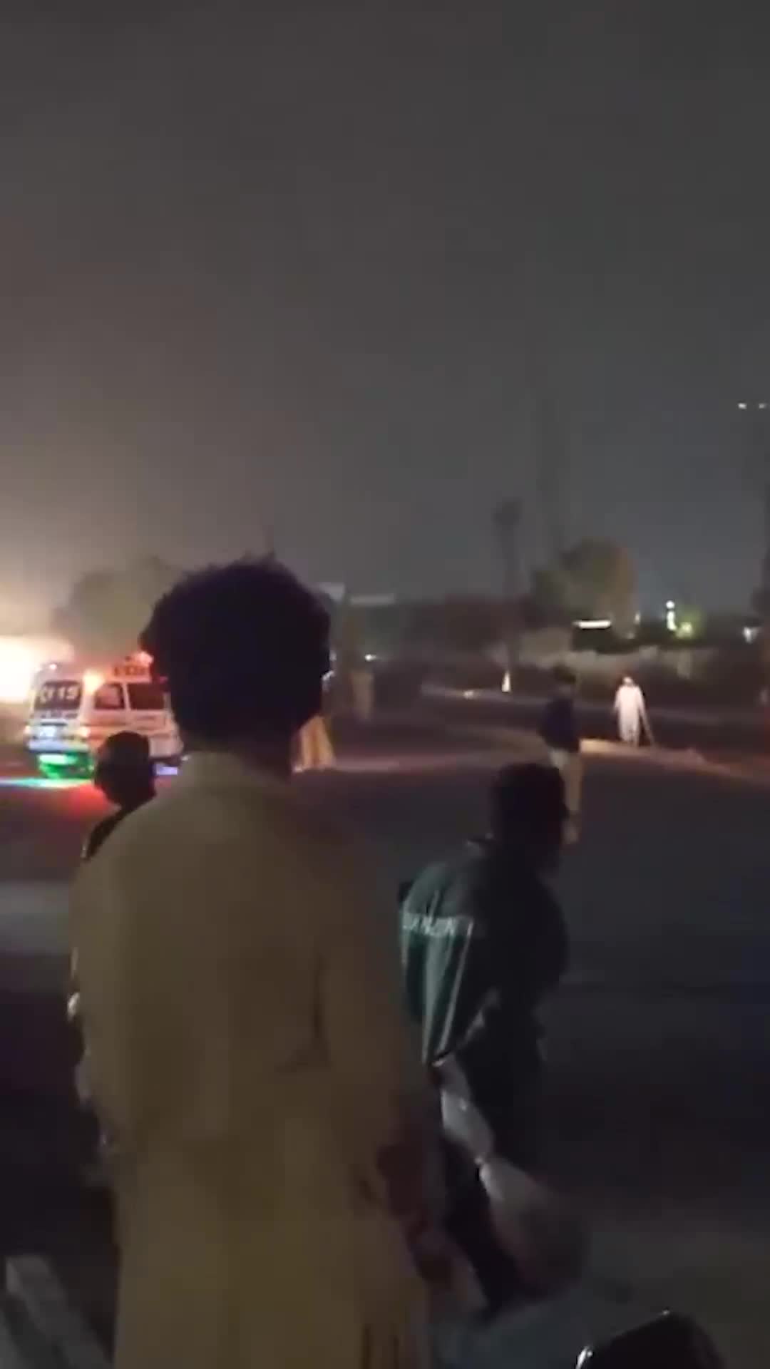 اتفاق عجیب در پاکستان: فرار ۲۱۶ نفر از زندان پس از زلزله 3 لیشتری کراچی | 13 خرداد 1404