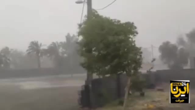   گرد و خاک و سیلاب در کرمان