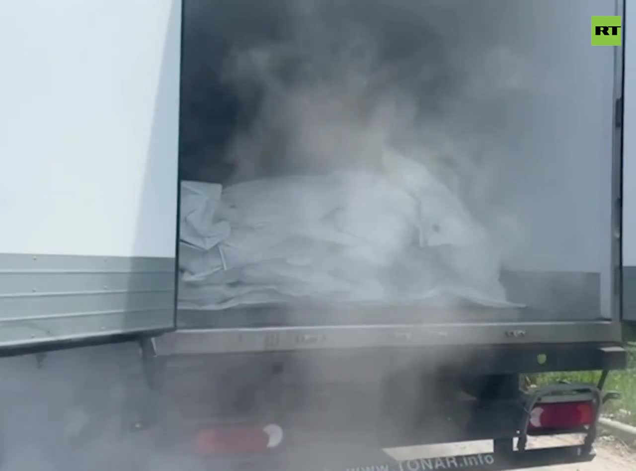   نمایش اجساد سربازان اوکراینی توسط روسیه در محل تبادل!